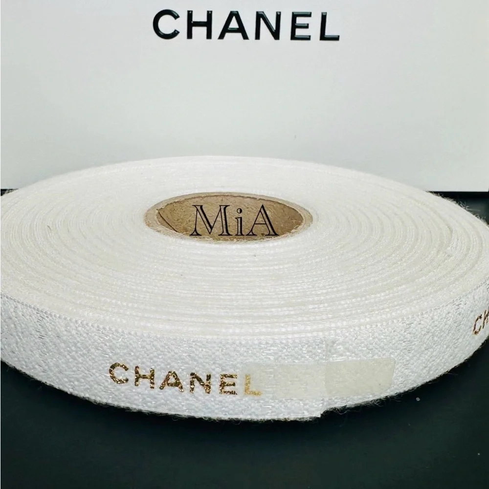 CHANEL ‼️price firm‼️